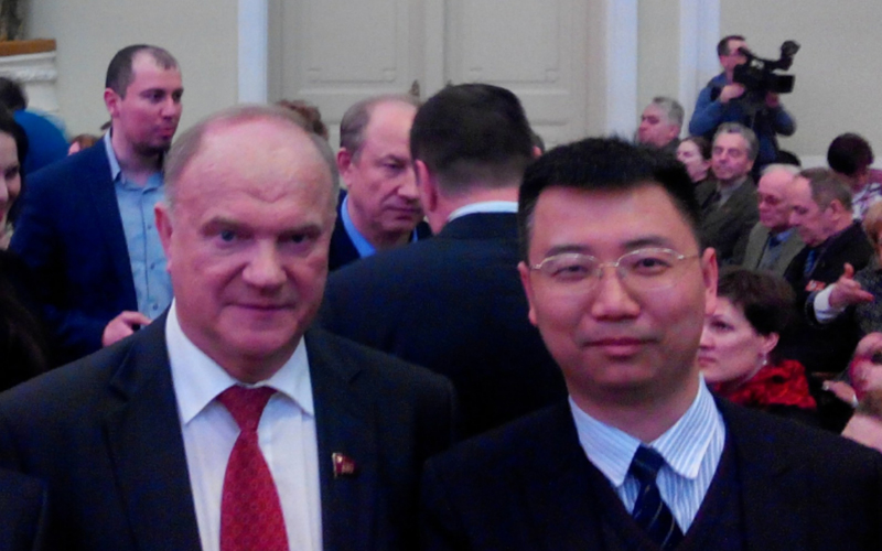 卢星霖总经理与俄罗斯共产党主席久加洛夫合影